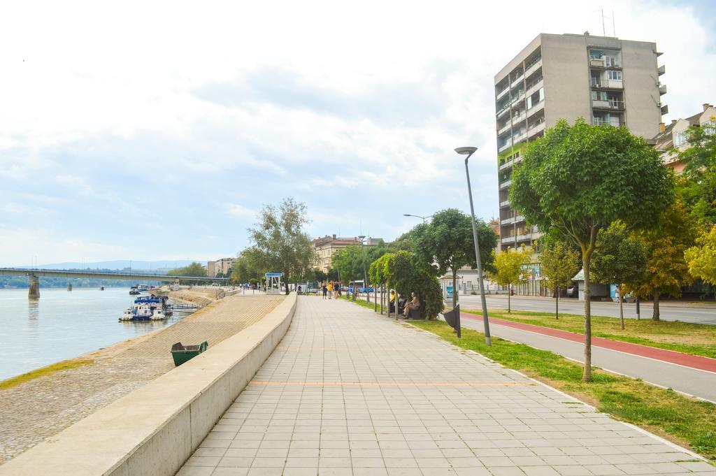 Apartment Riverside Gem Novi Sad Exterior foto